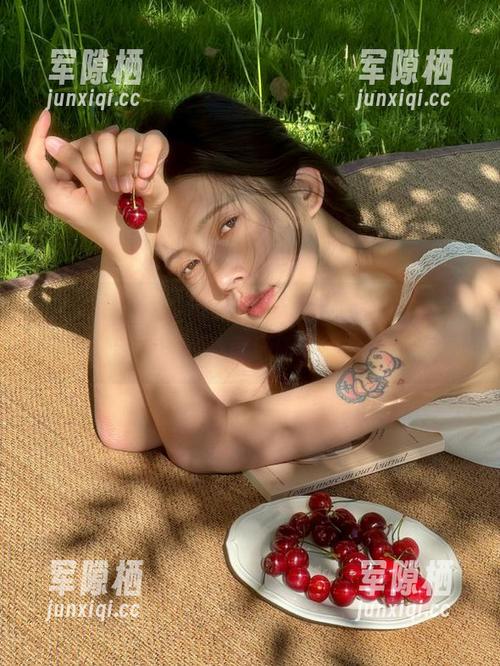 17 “www.17”最近的流量地址,仿佛是个传送门,直通明星私密圈!