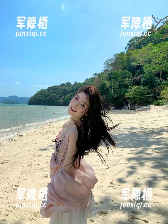 在‘17c吃瓜’网页上，八卦比我家晚餐还丰富！