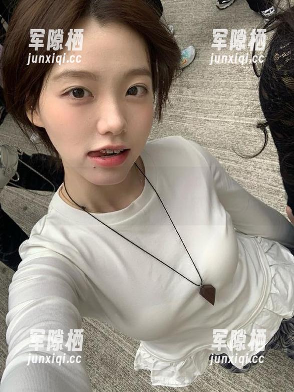51.com 在苹果版51.com上,脑洞大开,这瓜我吃得下吗?