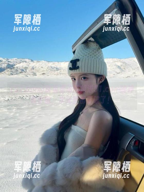 51.com 首页滑动就掉进51.com的神奇宇宙,次元壁都要破了!