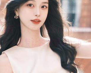 翻“51cg4.fun”资源的时候，那个小细节让我恍惚了一下……