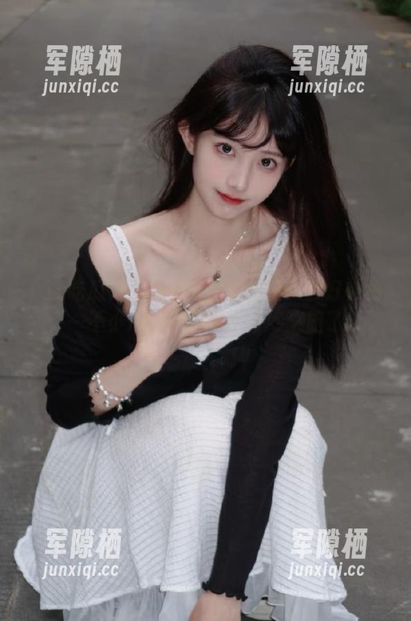 51吃瓜网址里的站入口好神秘，一不小心就把我带上奇妙之旅了。