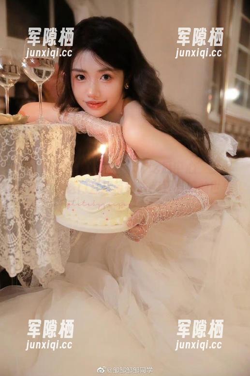 51吃瓜中心 所以“51吃瓜中心”就很在线?传送门直接带你去疯狂吃瓜的世界!