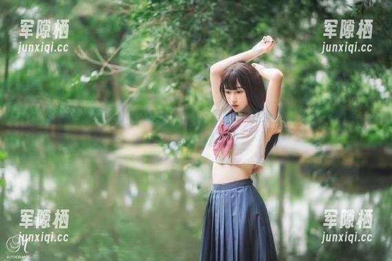 51吃瓜网 唉,小心黑料!51吃瓜网链接给你带来成吨的瓜,吃得肚子都圆了!