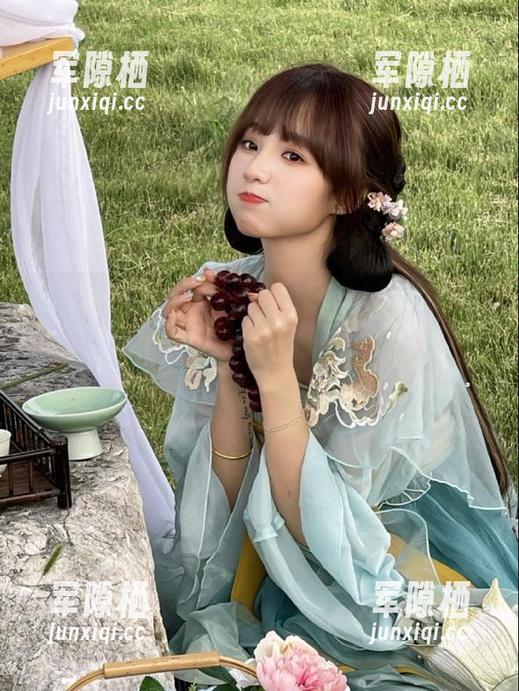 718吃瓜 来吧,更新!718吃瓜里的每位网红,都让人有种莫名的亲切感……或者说,稍微不太懂。