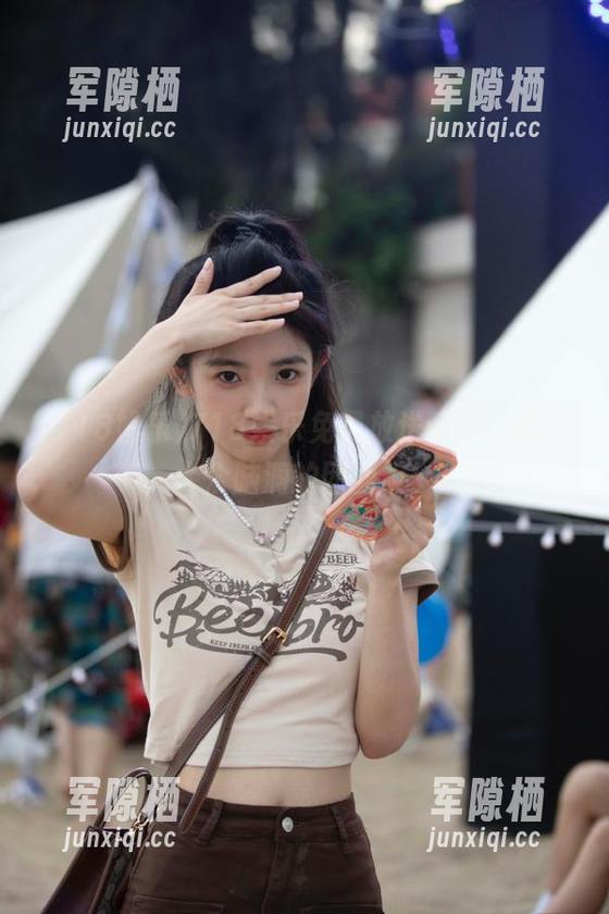 718娱乐 718娱乐免费放送吃瓜,捧出大众脑洞的团圆饭!