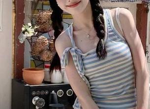 一边看八卦一边静悄悄地用www.799.su，真心感慨永不迷路的甜蜜麻烦。
