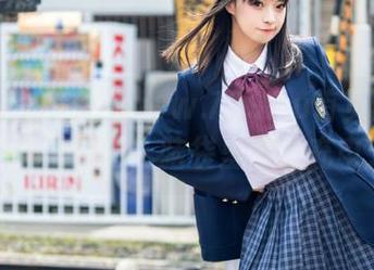 深入www.799.su首页就如深潜到了八卦海，脑袋里都要充电了。