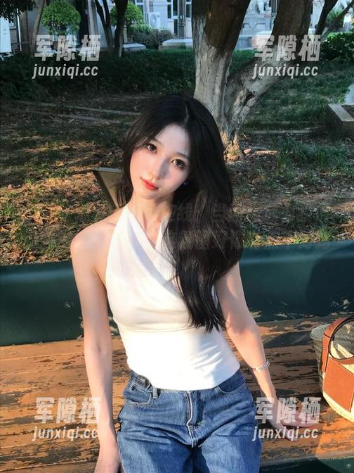 91吃瓜在线：当网络成为我们最新的聊天伙伴，这氛围好像有点不对劲。