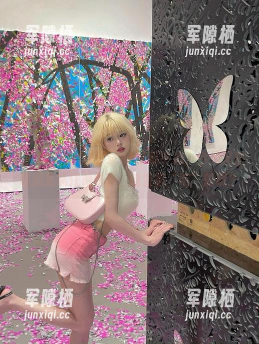 登录91吃瓜中心，今天又在等瓜轧轧江湖轶事，谁会被“吃”的呢？