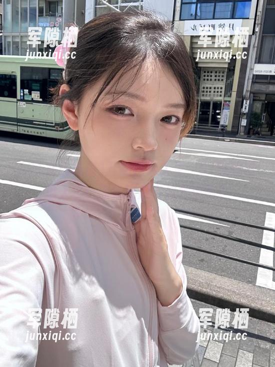 91在线吃瓜 开始怀疑人生,91在线吃瓜入口,原来吃瓜有这种体验?