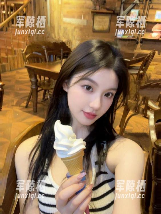 吃瓜太随意了吧，cgg在线现在开始做黑料分析师。