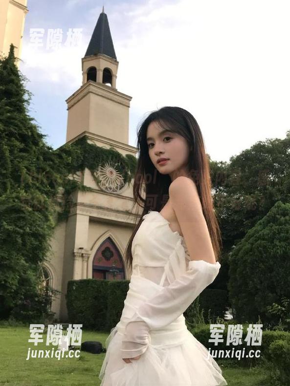 hlcool 看“hlcool”的免费内容,感觉就像捡了个便宜,可是到底好不好呢?