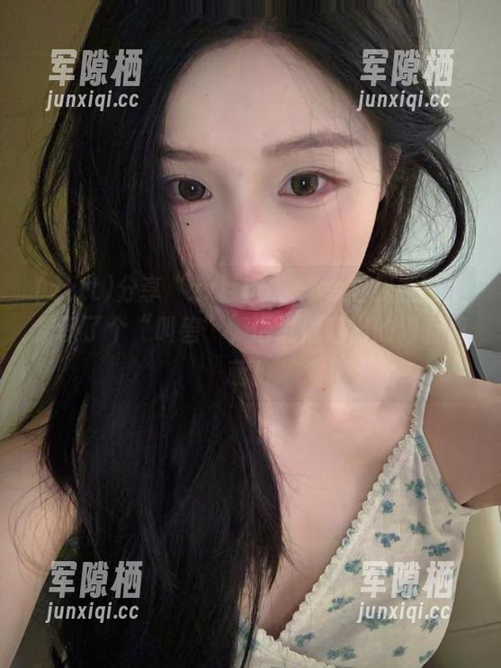 分享“zztt56”：今日我在网上结识了个“叫兽”，话说他晒出的猫有点萌！