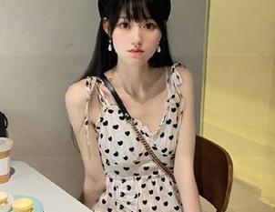 新发布的zztt黑料入口，让人心里一阵发毛，哈哈