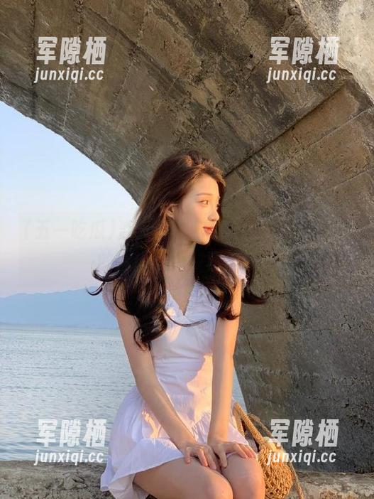 五一吃瓜 潜入五一吃瓜官网,揭开黑料的冰山一角,真心酸!