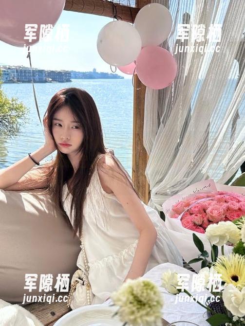 五一吃瓜群众 更新来袭!五一吃瓜群众的APP现在出现了神秘能力,赶紧下载吧!