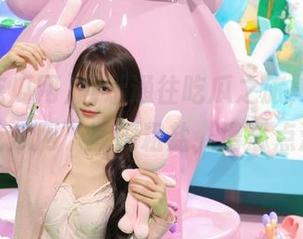网址通往吃瓜之旅，快在“免费吃瓜网”撒把粗盐，增添点滋味！
