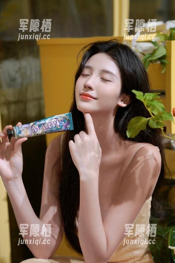 吃瓜网.com的资源让我想起了那年爆料万事屋…那几年真有意思！