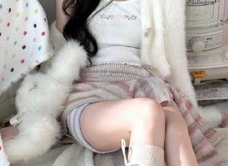 吃瓜网官网带你走进糖果果的心酸八卦，原来甜蜜下藏着泪水？