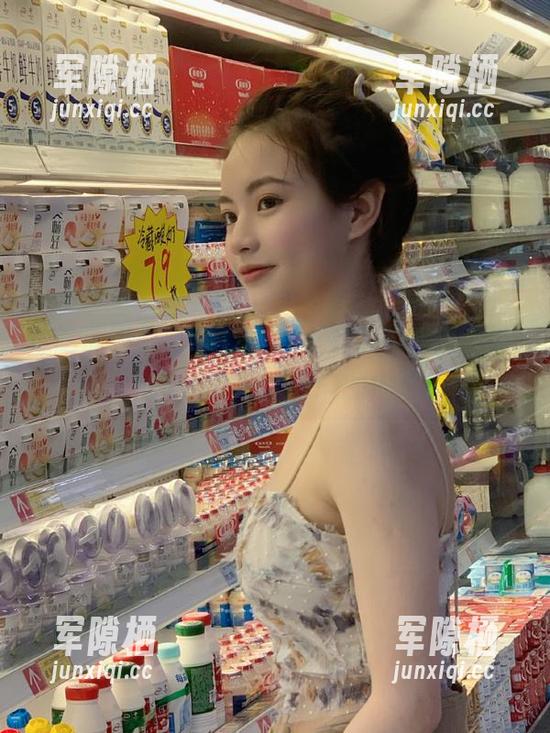 吃瓜网 cg51吃瓜网里的黑料入口,带你剖析那些让人难搞的内幕。