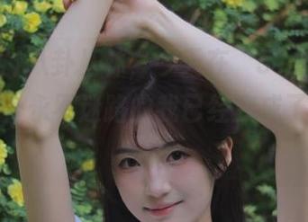 八卦丛林，今天在“51娱乐吃瓜网”上，永不迷路的我已经变成了智障猎人。
