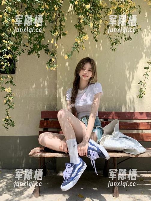 来，这里有个传送门，直接传你去吃瓜黑料网吃个痛快！