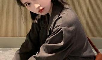 半夜刷国产吃瓜视频：睡不着的绝佳伴侣