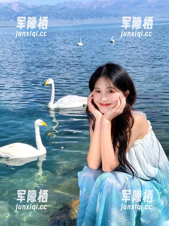 国产吃瓜app上线了，在线探班除了吃瓜，还是吃瓜～什么内戏我也是看得乐呵呵。