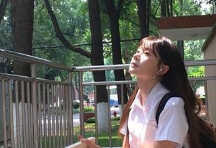 就在今天，登录国产吃瓜，在线目击幽默的真正意义！