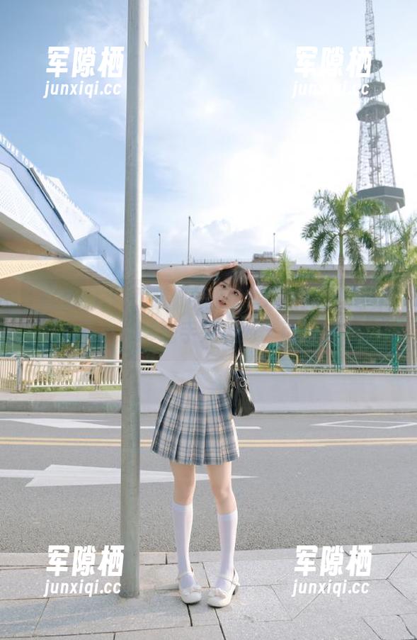 娱乐718 跟随“娱乐718”的网红导航,不小心掉进手残派对,可还行?