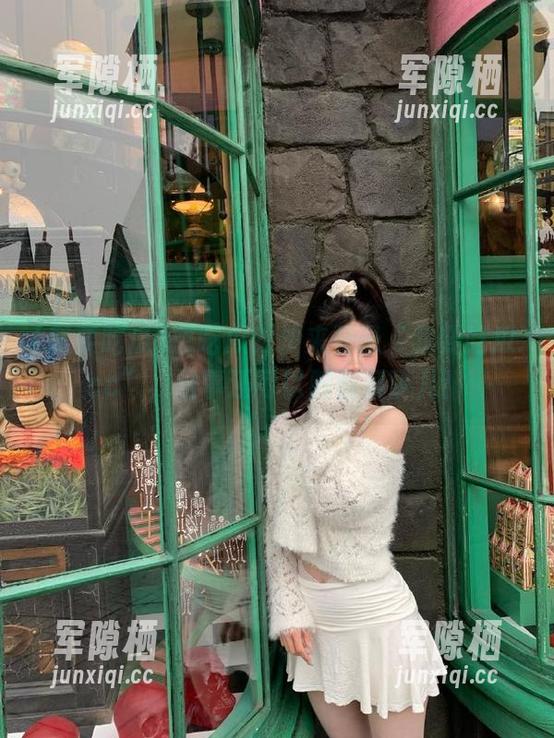 我要吃瓜 想吃瓜?快来登录“我要吃瓜.cc”,没事还可以聊聊瓜事儿!
