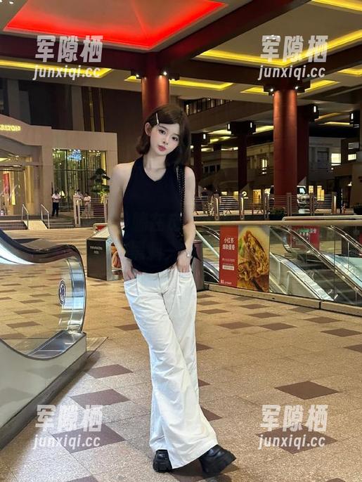 我要吃瓜网 躺在床上看安卓“我要吃瓜网”的校园黑料,有种不一样的体验