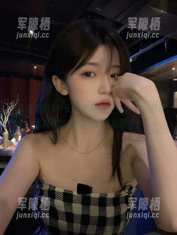 扒哥黑料 今天又在网址上惊艳了,扒哥黑料让我的生活充满戏剧性!