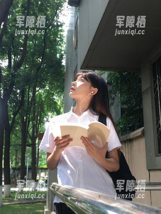 每日黑料 今天又在安卓上被‘每日黑料’吸引,真的忍不住要一吐为快!