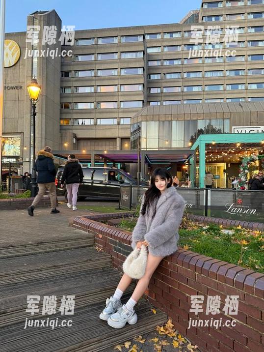 直达166fun热点黑料网最新绯闻，等着我慢慢咀嚼这口老干妈！