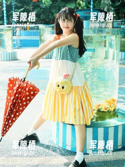 “爆料海角”就是个好地方，地址冲的热水吧，热门吃瓜不新鲜。