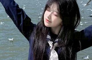 社区黑料网苹果版，吃瓜界的“必备态度”，边看边品！