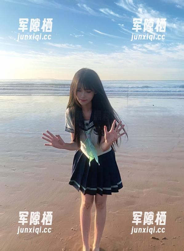 下载“黑料不打烊”，在传送门的另一边，暗藏着吃瓜新体验！