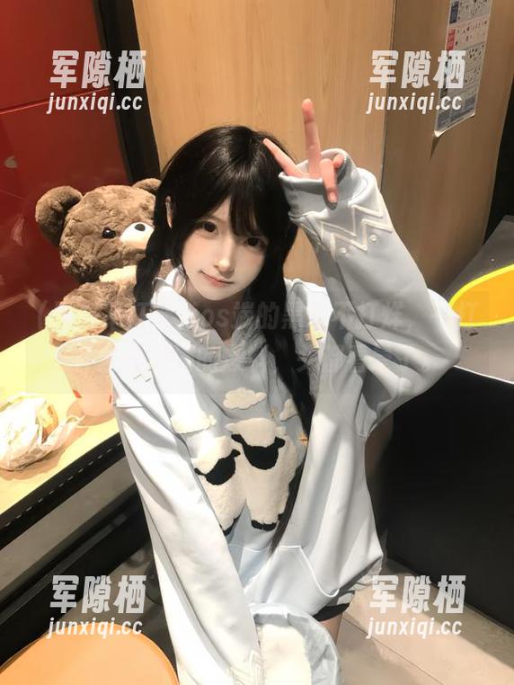 黑料不打烊 ios端的黑料不打烊,一打开就是满满的爆料,头都看晕了。