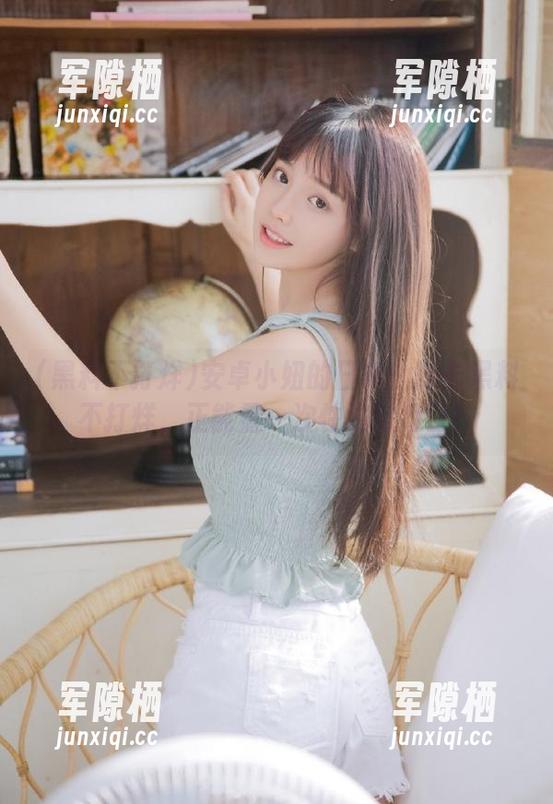 黑料不打烊 安卓小妞的日常:打卡黑料不打烊,正能量一次性送到门口!