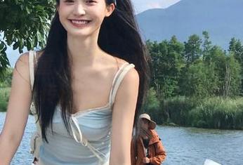 踏入黑料正能量zzzttt的世界，传送门永久给你无限梗！
