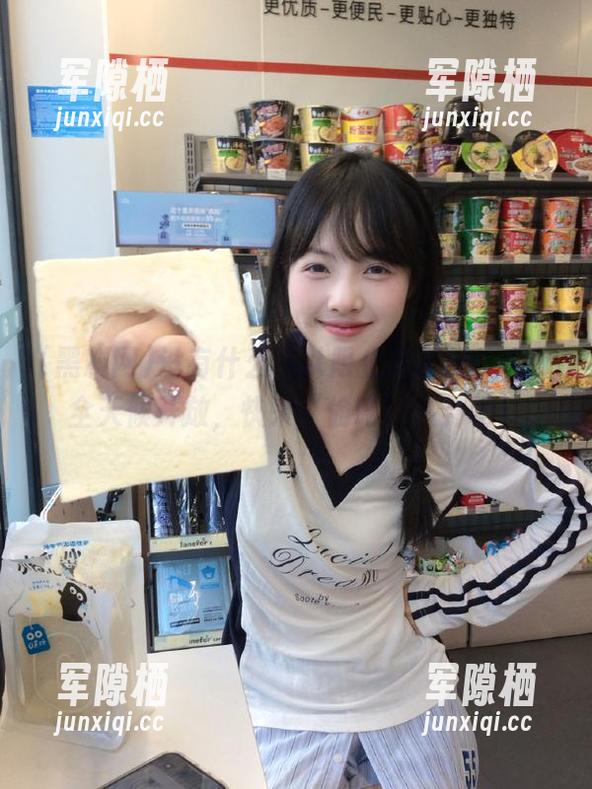 黑料网 没有什么可以阻止黑料网,地址全天候开放,快来“偷吃”八卦吧!