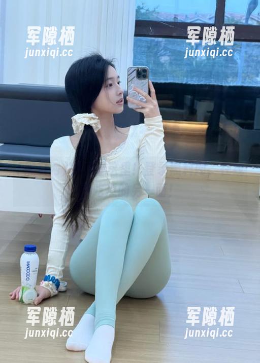 嗨，看这里！登录黑料网，在线看吃瓜的另一面！