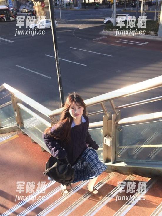 黑料网 黑料网视频入口开通了,我好像刚好撞上几个劲爆瞬间,有点不知所措!